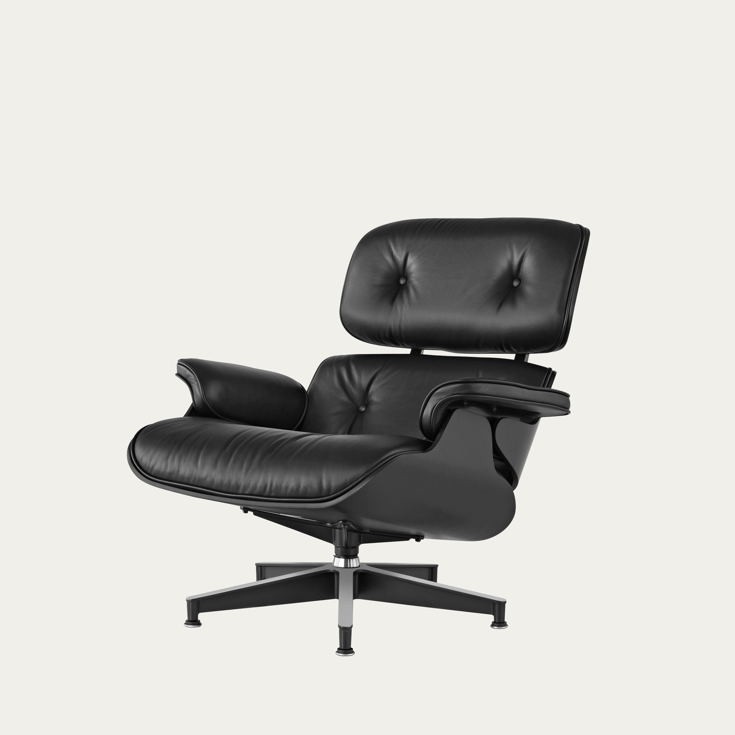 Schräge Ansicht des Eames Lounge Chairs von Charles & Ray Eames mit schwarzem Lederbezug und dunklem Holz