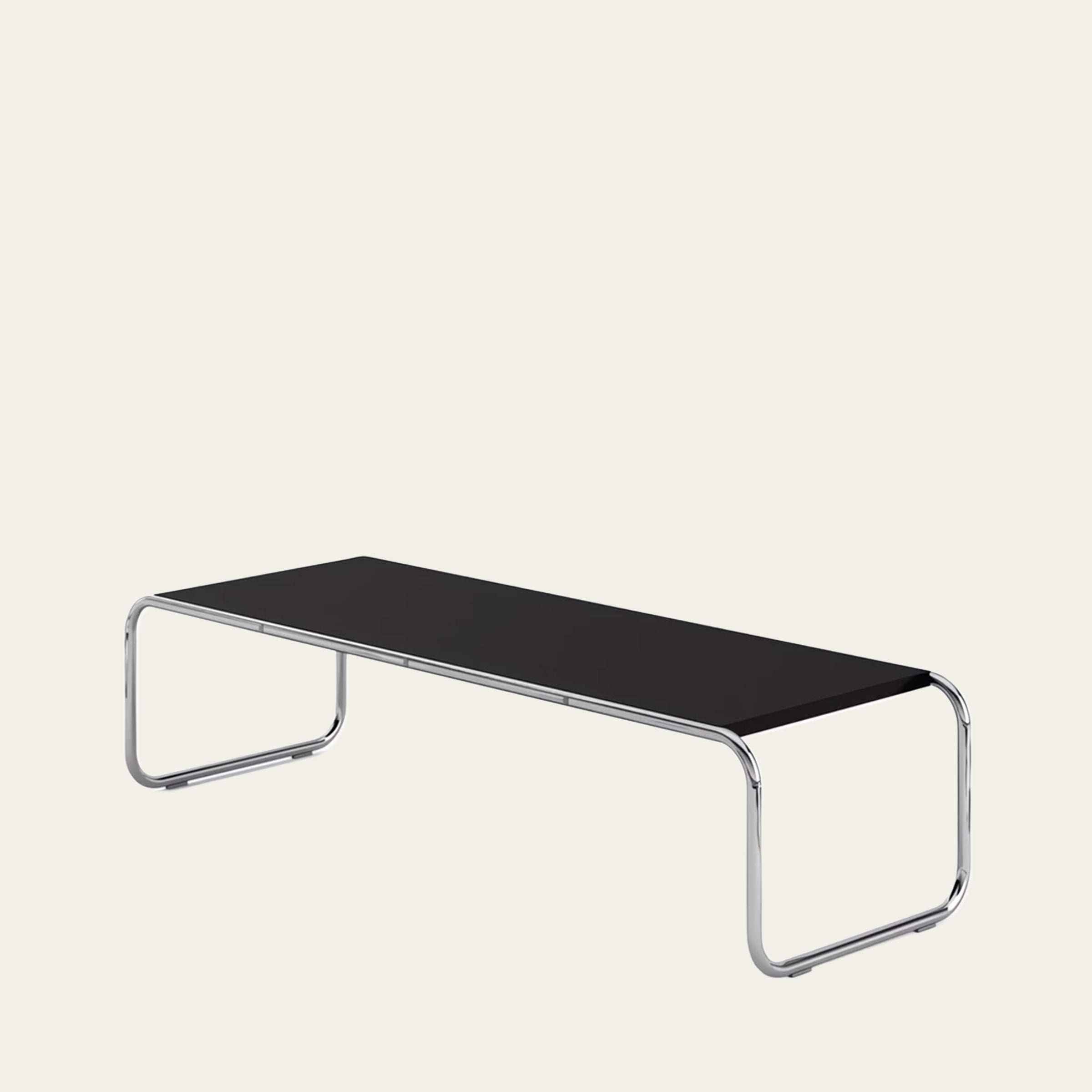 Schwarzer Laccio Tisch von Marcel Breuer aus dem Jahr 1925 mit glänzendem verchromtem Stahlrohrgestell