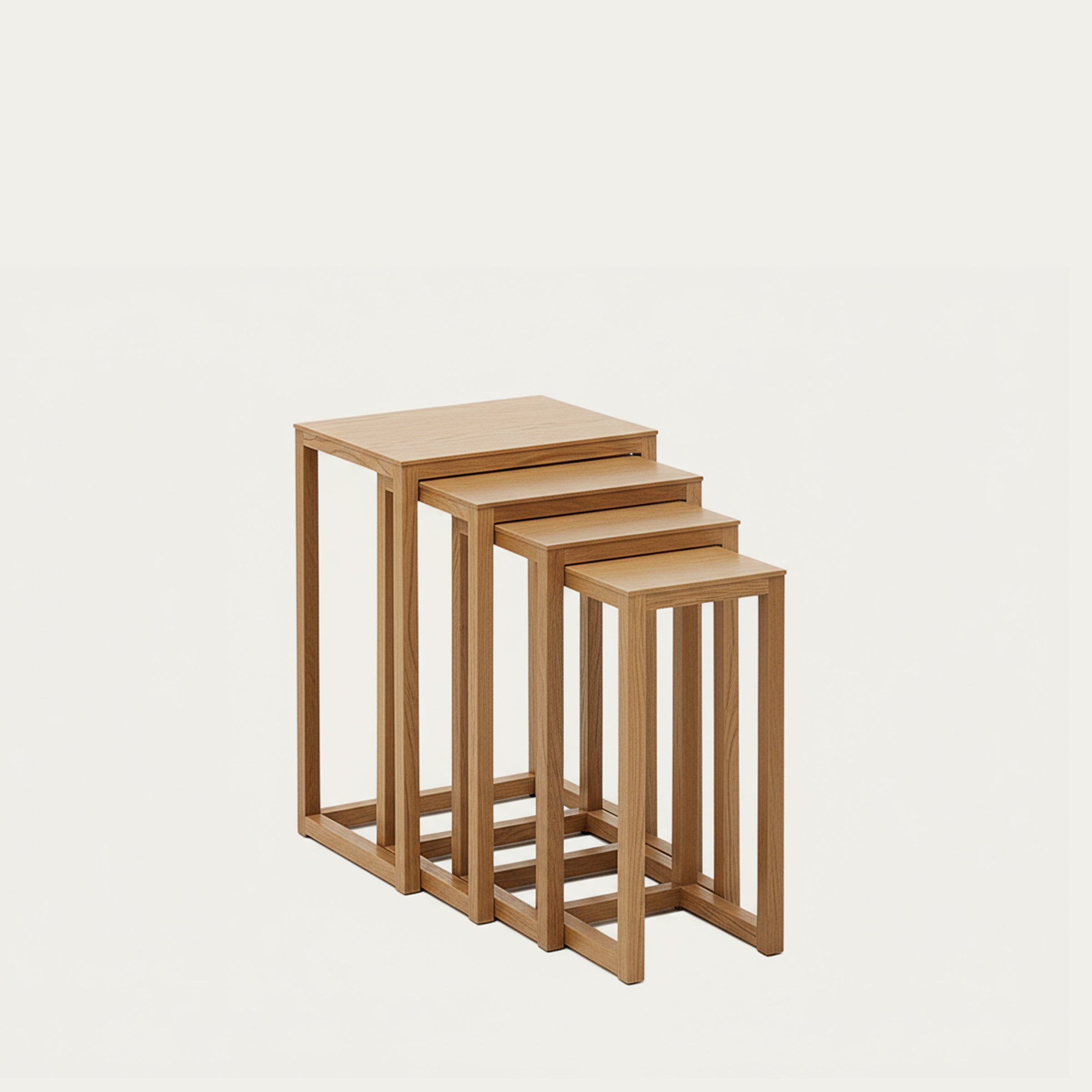 Vier ausgezogene Satztische aus hellem Holz nach Josef Hoffmann, funktionales und geometrisches Jugendstil-Design