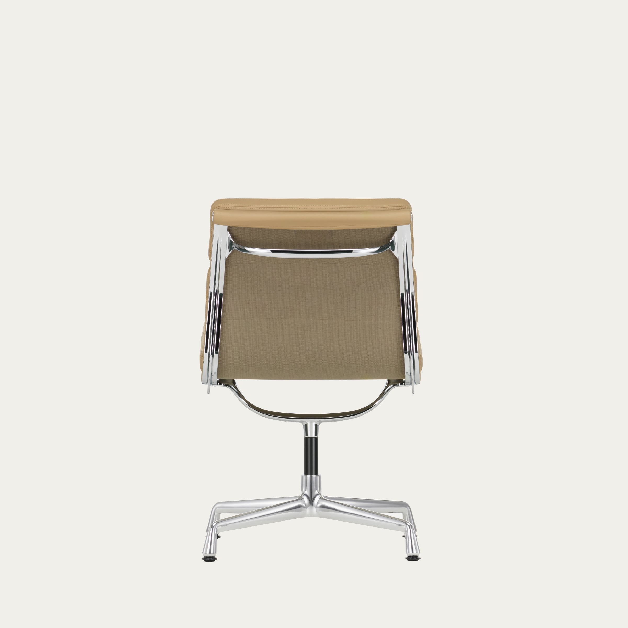 Rückansicht eines EA 205–208 Soft Pad Chairs von Charles & Ray Eames mit Stoffbespannung, Aluminiumrahmen und Mittelfußgestell
