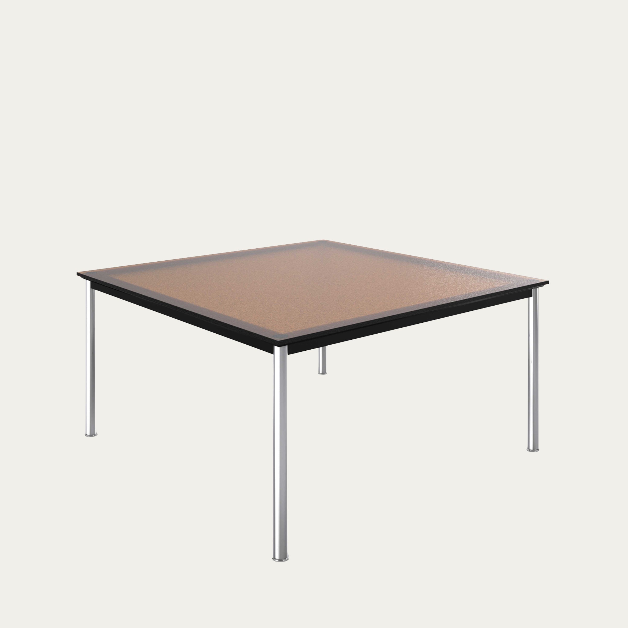 Quadratischer LC10-P Table en Tube von Le Corbusier mit transparent-getönter Glasplatte und verchromten Rundrohr-Beinen, Bauhaus-Design von 1928