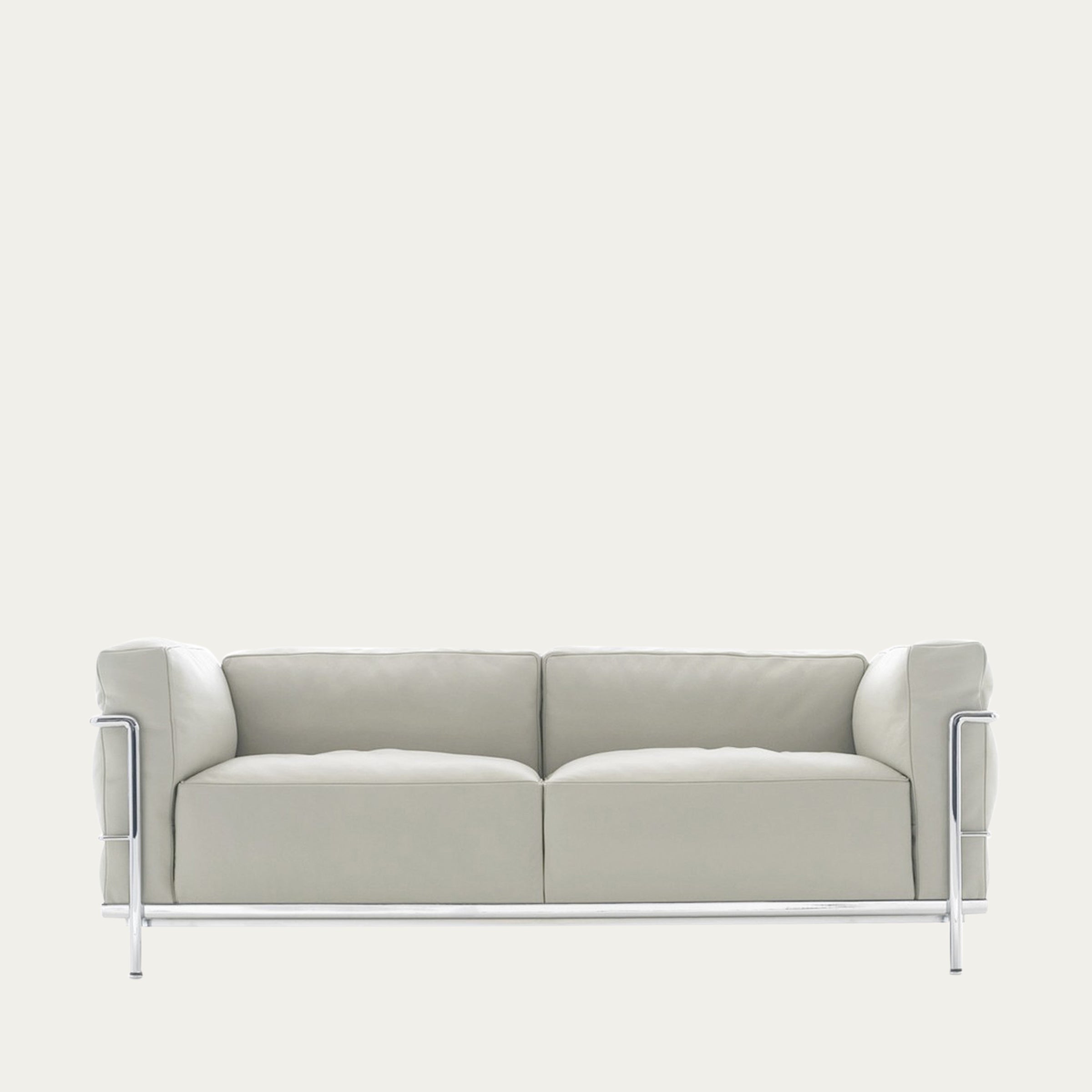 LC3 Grand Modèle Sofa von Le Corbusier, dreisitzige Version in hellgrauem Leder mit Stahlrohrgestell