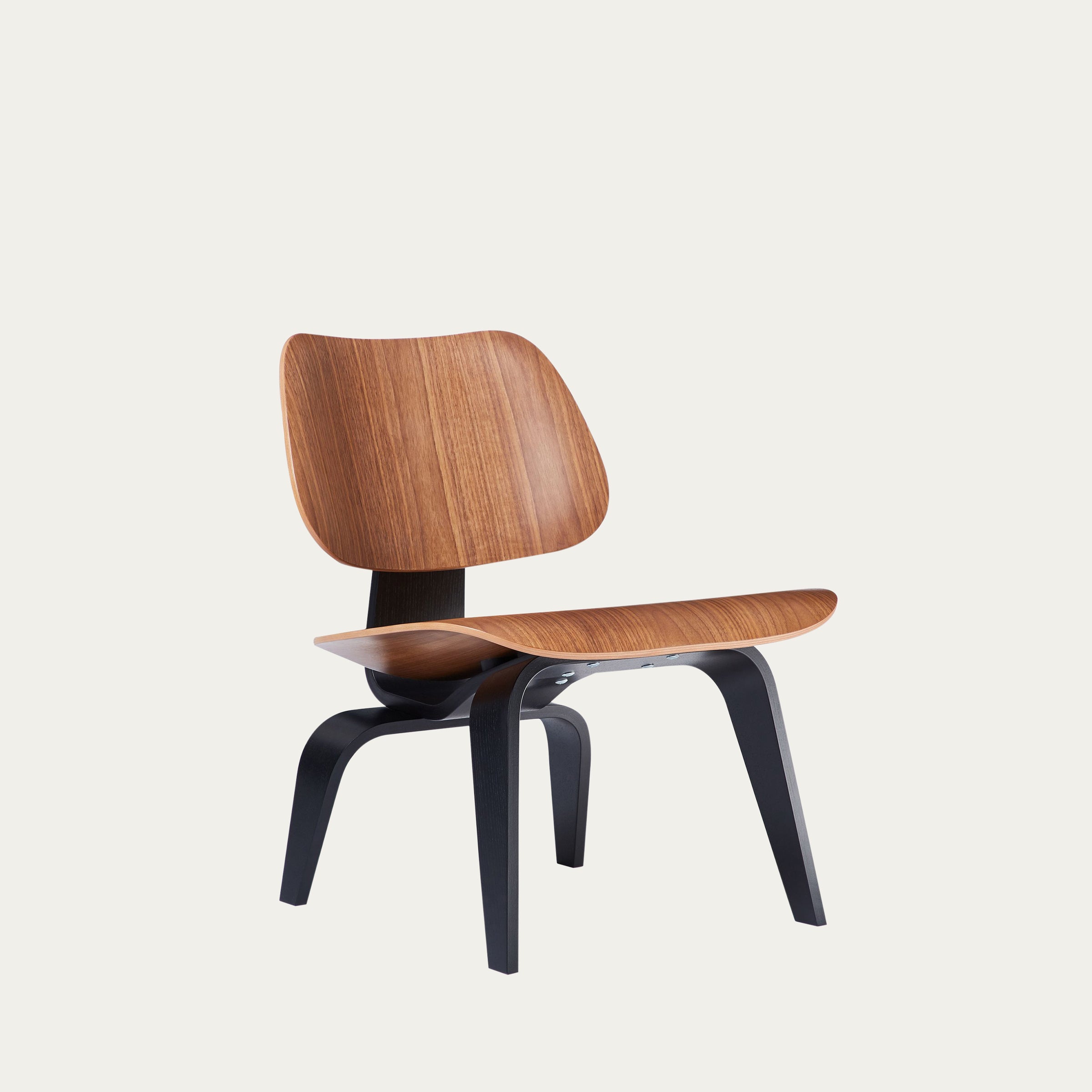 Zeitloser LCW 75th Anniversary Stuhl von Charles & Ray Eames für Wohn- und Loungebereiche, Entwurf von 1945