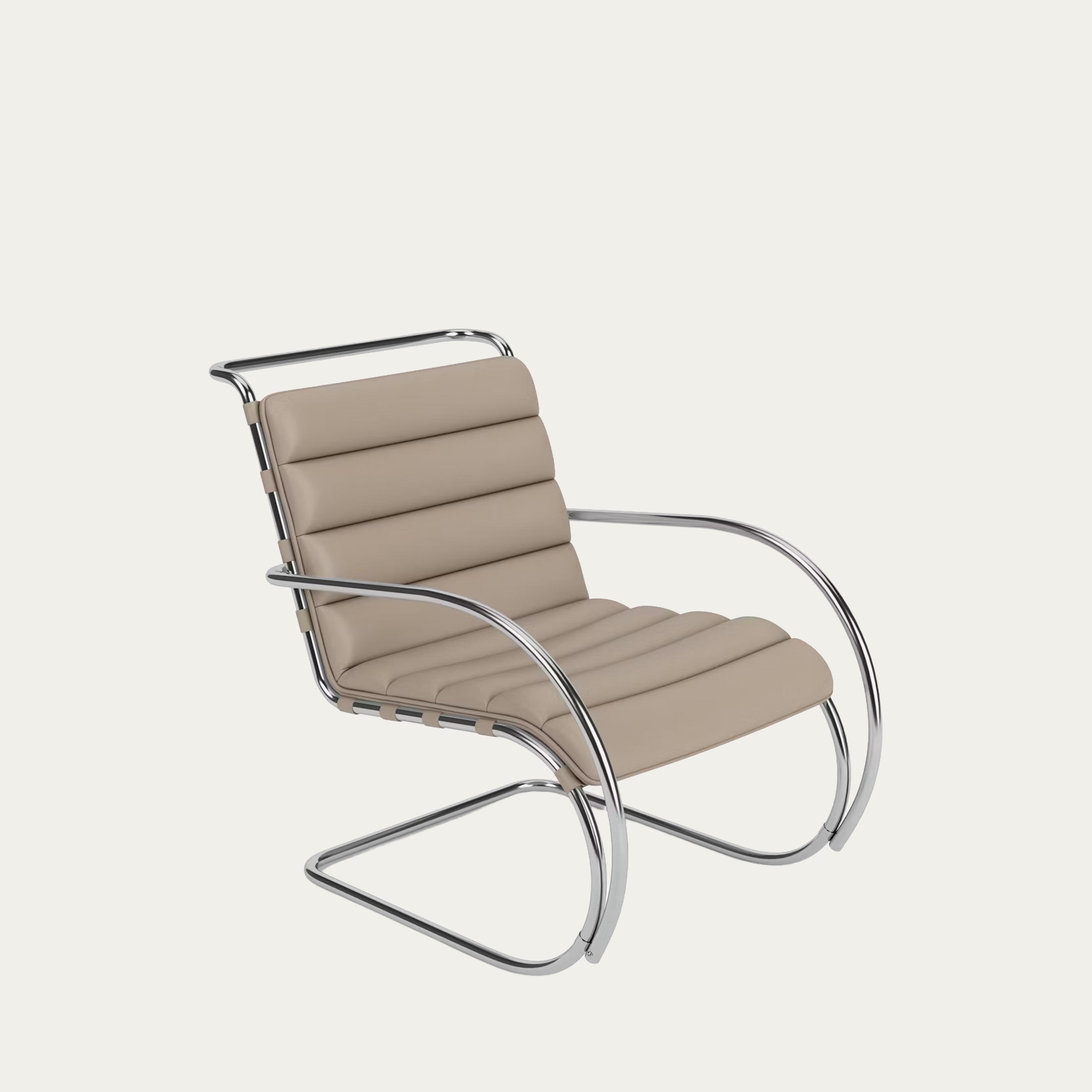 Beige gepolsterter MR Lounge Chair mit Armlehnen, weiche horizontale Polsterung und verchromtes Stahlrohrgestell