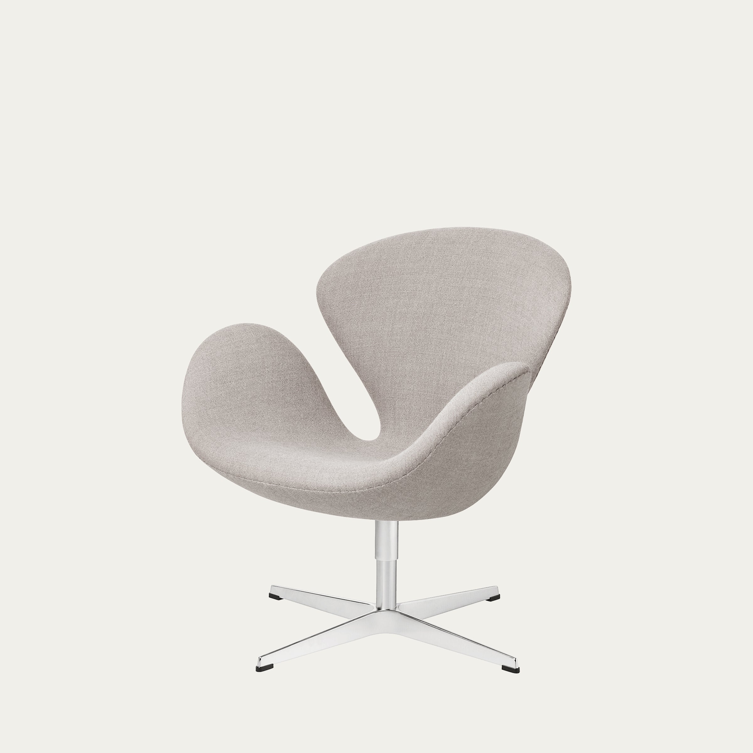 Swan Chair von Arne Jacobsen mit hellgrauem Stoffbezug, organische Linienführung und Drehgestell