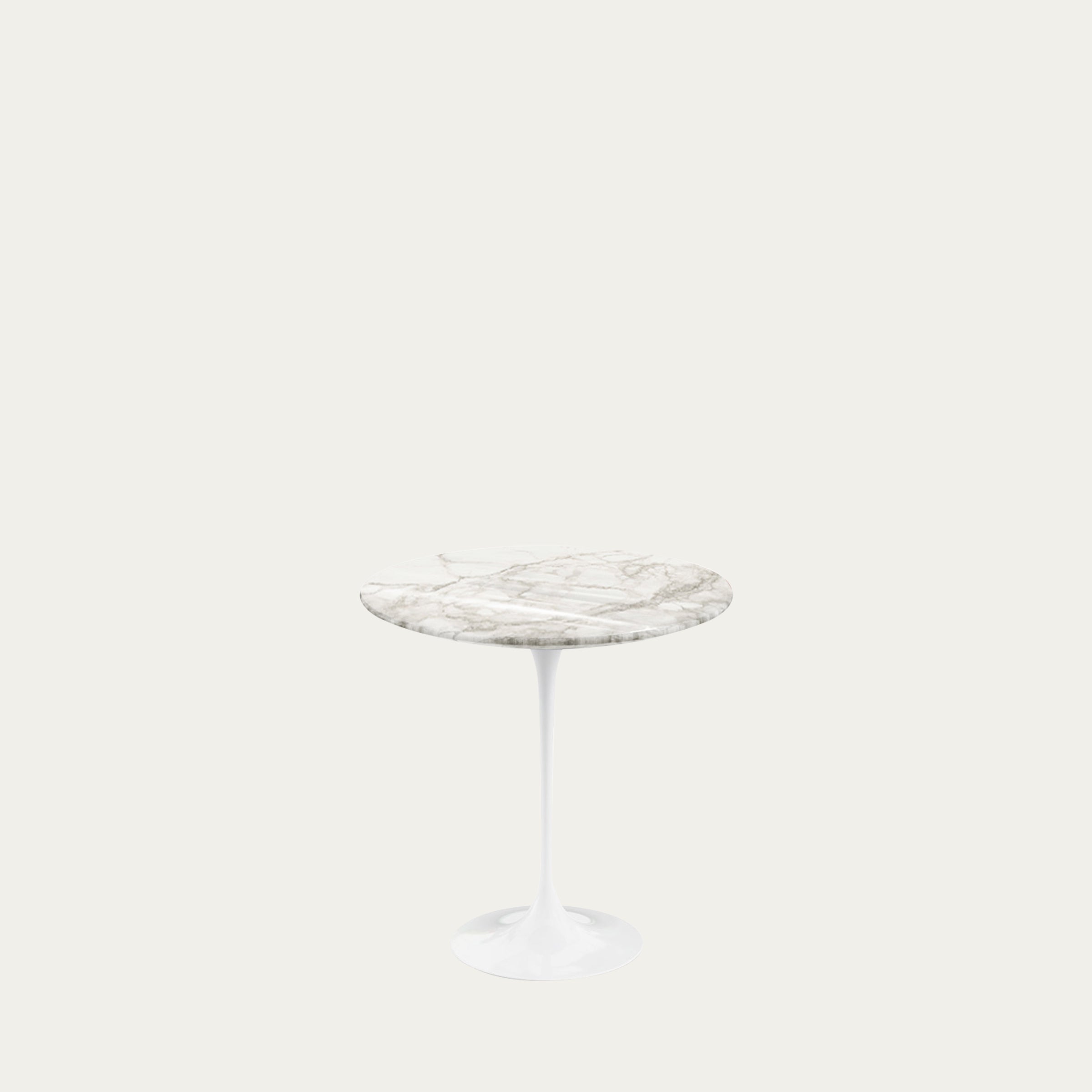 Tulip Side Table von Eero Saarinen 1957 mit heller Calacatta-Marmorplatte